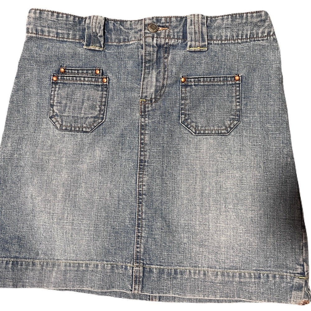 Y2K style jean skirt